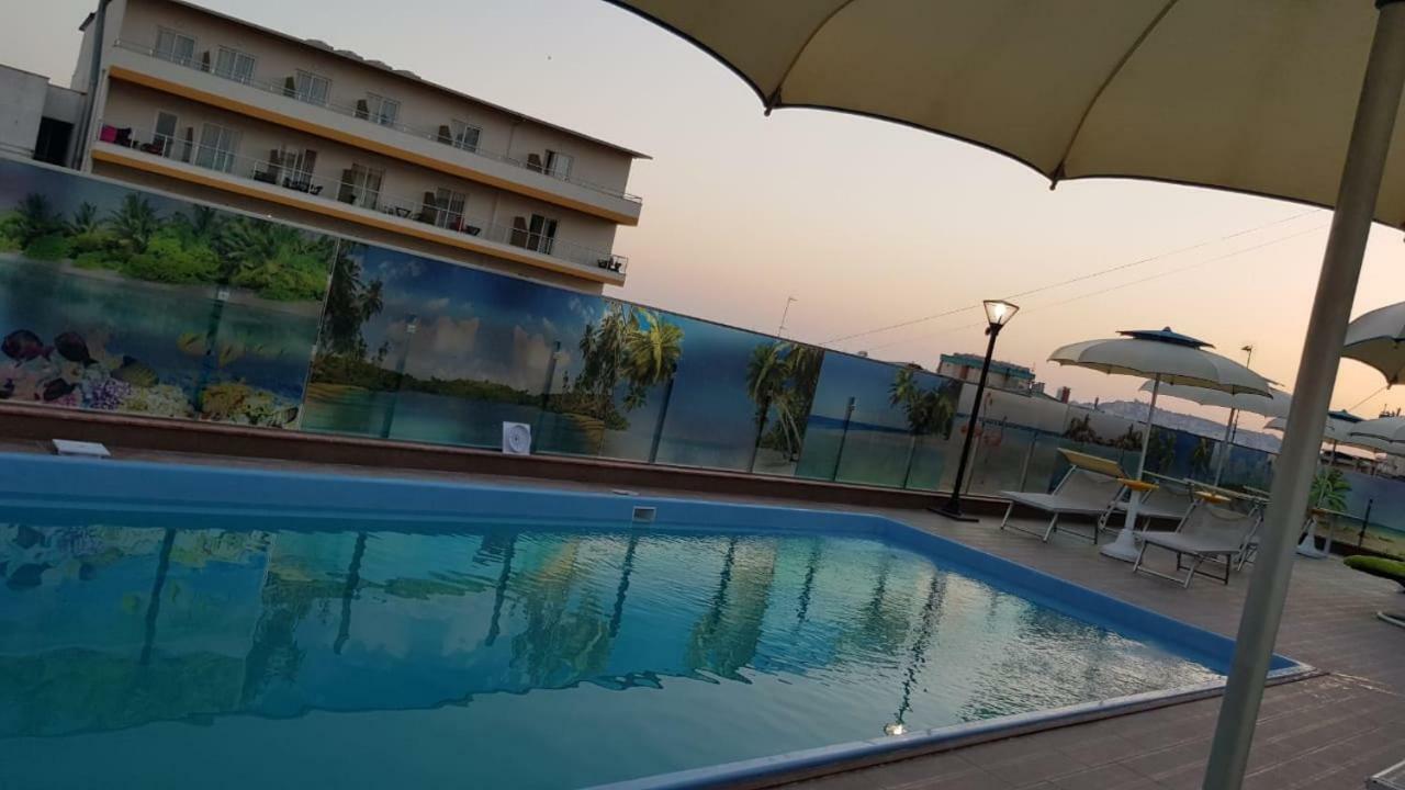 Hotel Antalya - Beach Durres Durrës Exterior foto
